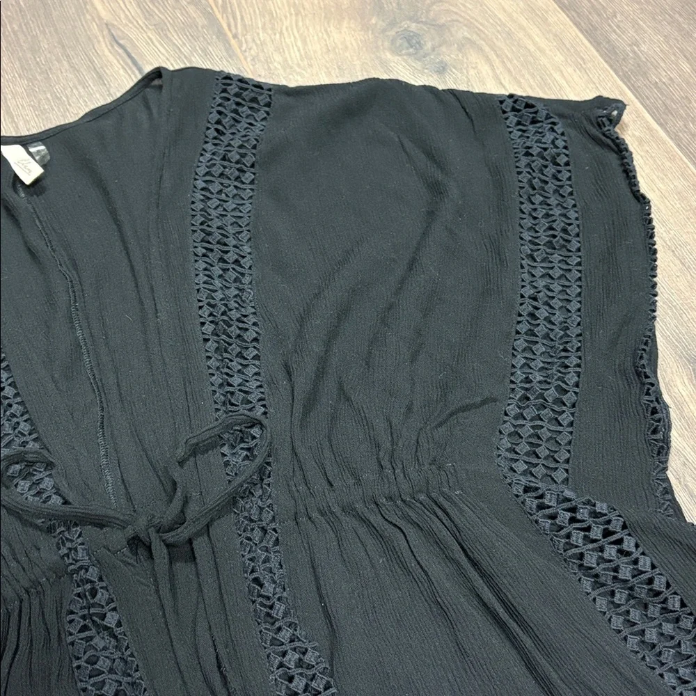 Elan Black Crochet Trim Beach Cover Up Kimono Boho Flowy Tunic Tassel Tie Small
